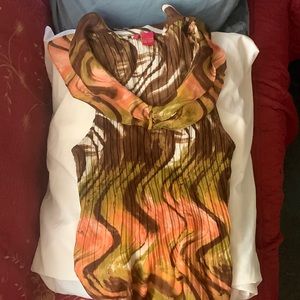 Blouse beautiful green peach brown and white colors.